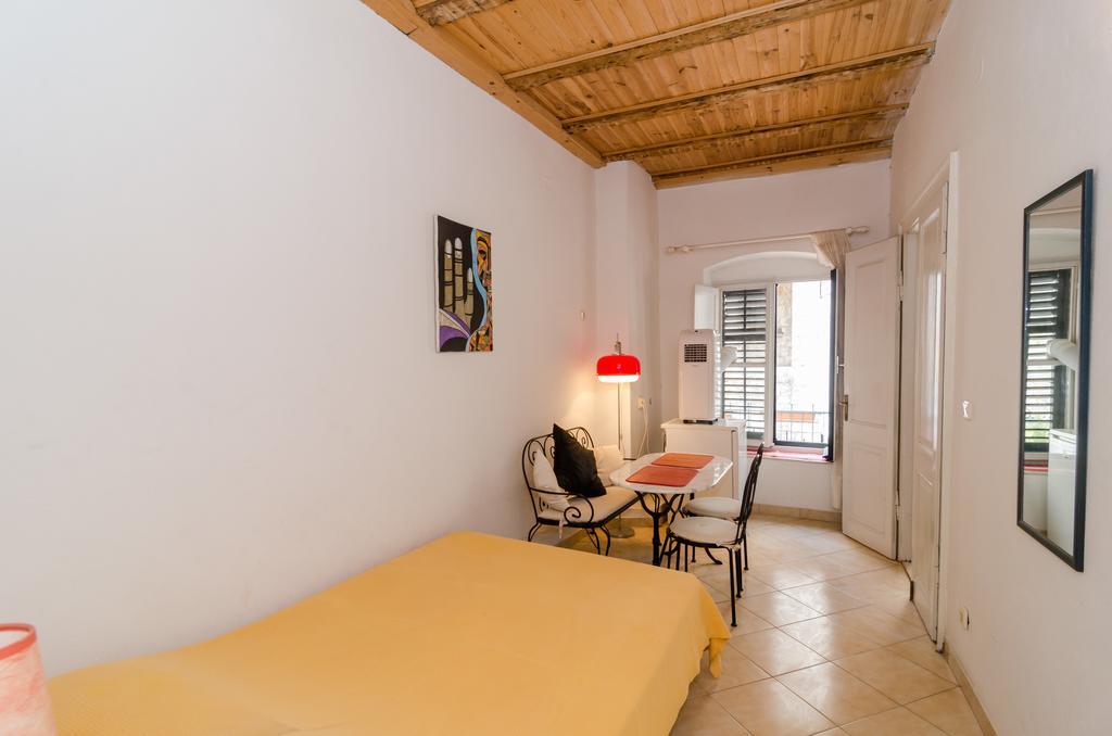 Chambre Double avec Terrasse Commune - Vue sur Ville