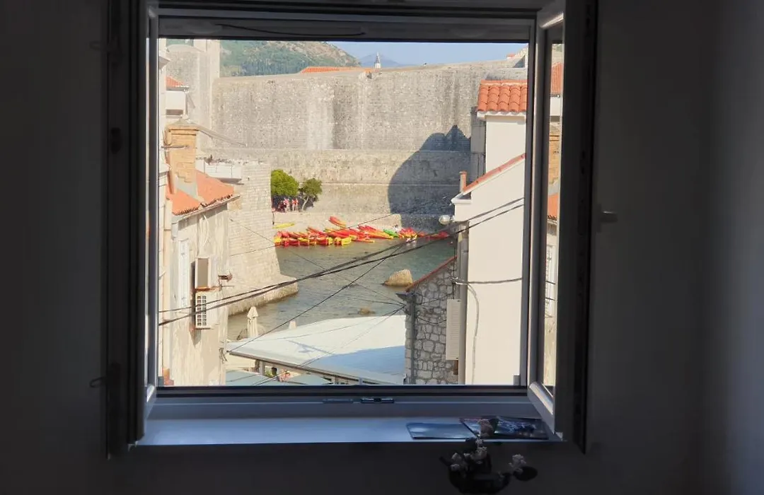 Luxury Townhouse Baba-1