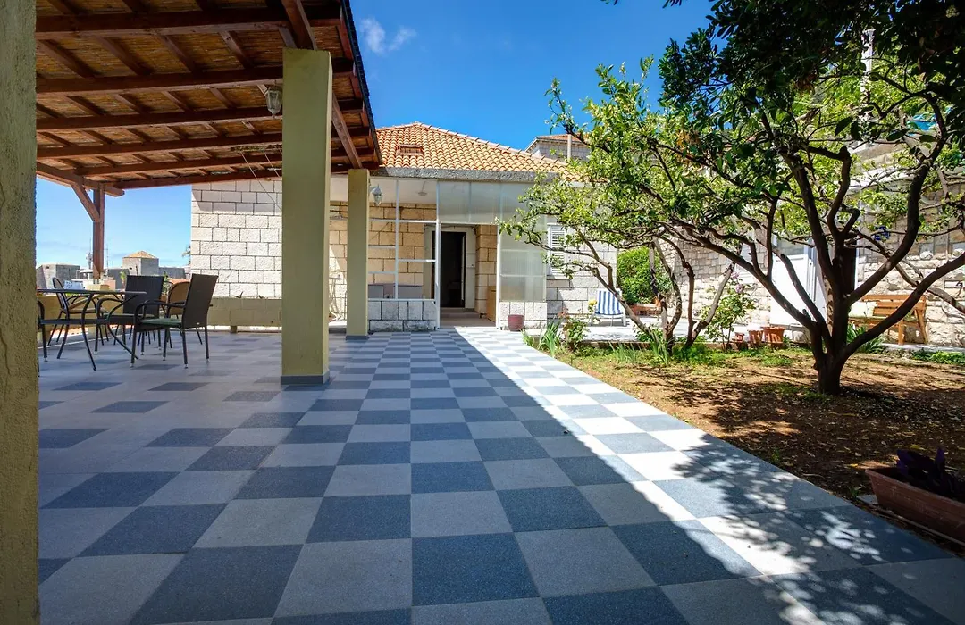 Apartments Biba-1
