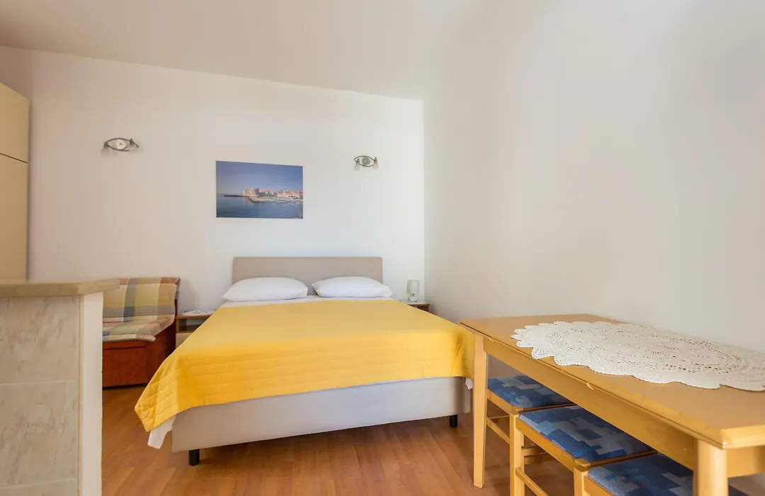 Guest House Luce-1