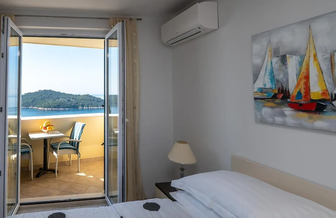 Deluxe Sunset Room, View Of The Old Town-1