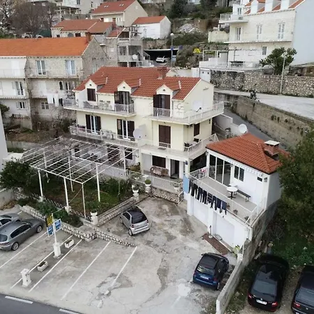 Guesthouse Perica-2