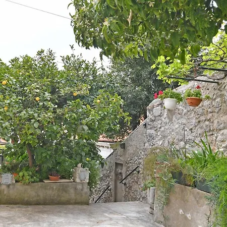 Guesthouse Manda-3