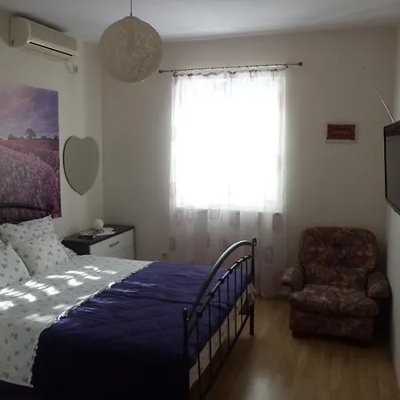 Apartments & Rooms Abba-3