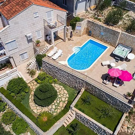 Paradis Apartments-3